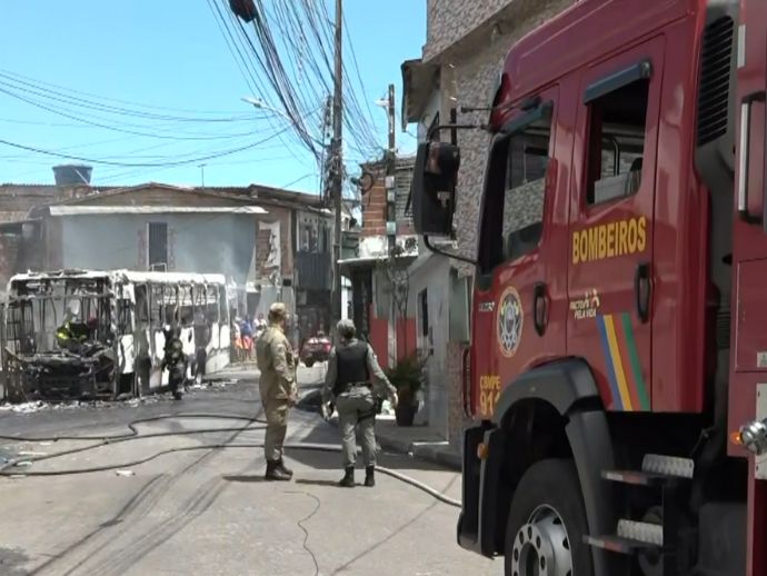 Moradores e rodoviários reclamam da falta de segurança no Alto José Bonifácio 