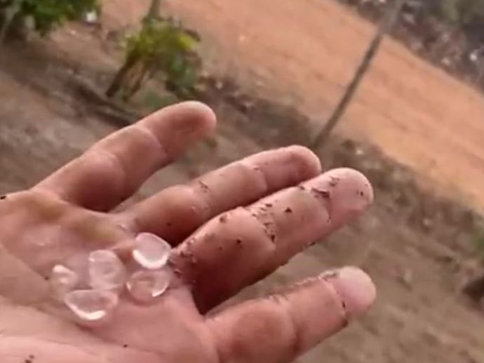 Granizo cai em cidades alagoanas do Baixo São Francisco e agreste 