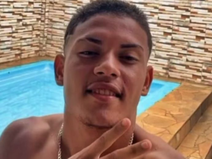 Jogador pernambucano é morto no Acre após foto com gesto associado a facção