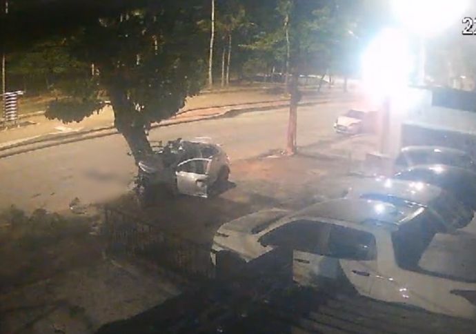 Seis pessoas morrem em acidente na Avenida Boa Viagem nesta segunda (22)