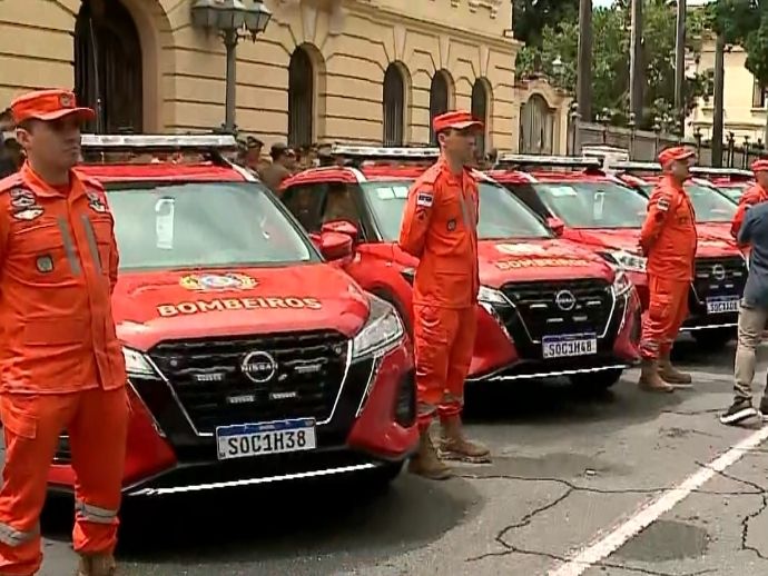 Governo do Estado entrega mais de 100 viaturas para órgãos de segurança pública