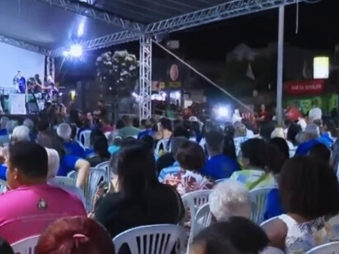 Familiares das vítimas da tragédia do Morro da Conceição realizam missa de 7º dia