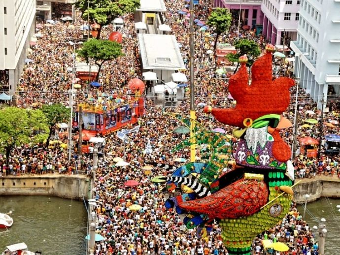 CARNAVAL 2025: 46ª edição do Galo da Madrugada homenageia as tradições culturais do Estado