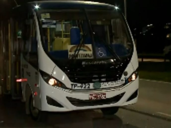 Motorista de micro-ônibus é assassinado a tiros enquanto trabalhava, no Recife