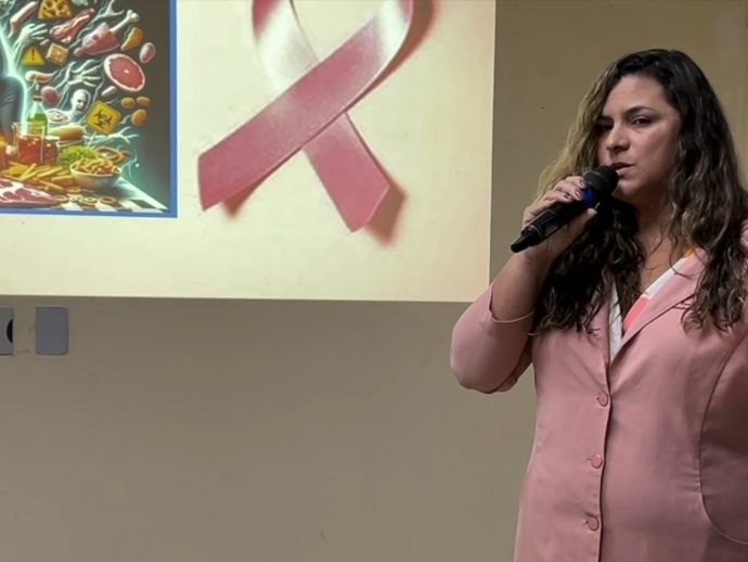 Tv Guararapes | RECORD promove palestra sobre prevenção do câncer de mama 