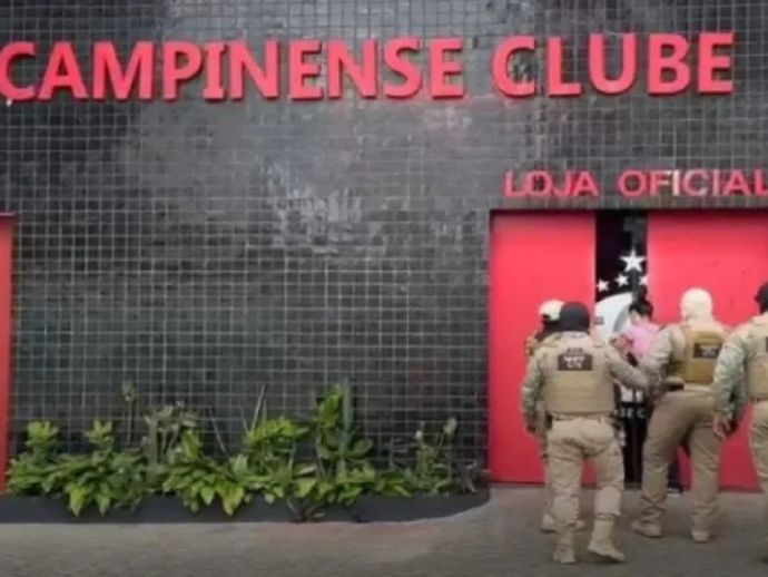 Polícia Civil cumpre mandados de busca apreensão no Estádio Renatão, sede do Campinense Clube