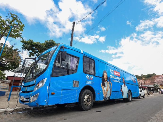 Governo de Alagoas leva Sine às Grotas para facilitar acesso ao emprego