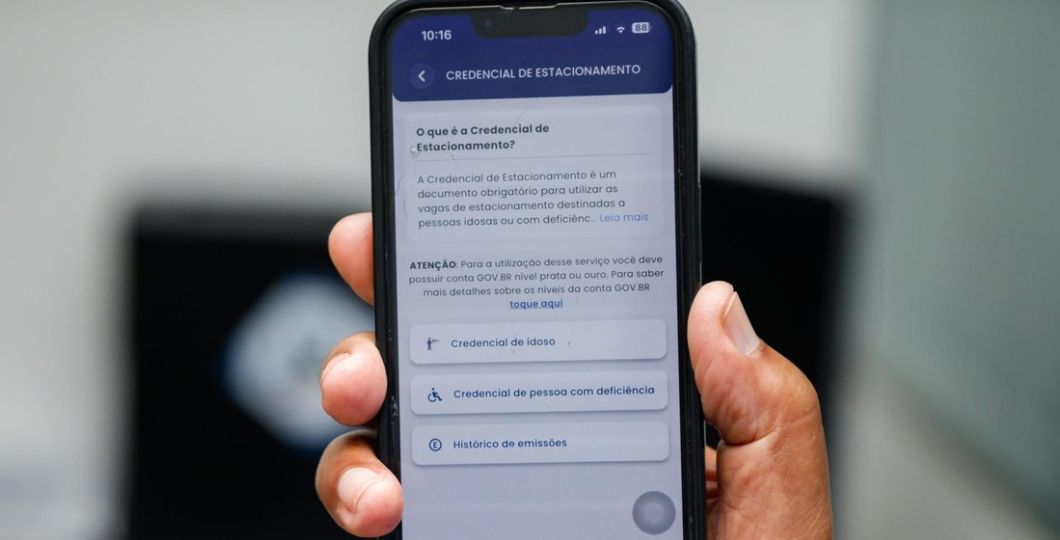 Detran-AL lança credencial de estacionamento digital para idosos e PCDs