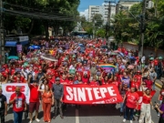 Professores da rede estadual realizam paralisação nesta quinta-feira (18) 