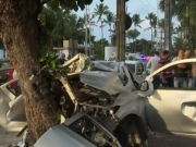 Cinco pessoas morrem e uma fica ferida após carro colidir com árvore na Avenida Boa viagem